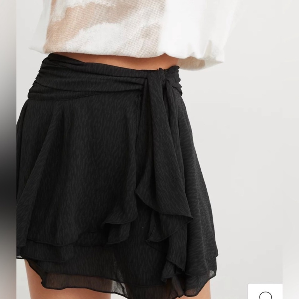 NWT - Aerie Wrap Chiffon Wrap Skirt